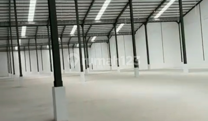 Warehouse Ready to Use, Cheap Price, Strategic Location Near Soeta Airport Tangerang.