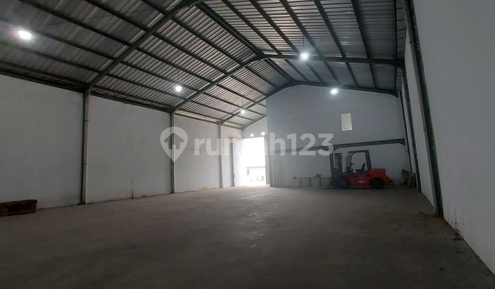 Gudang Bisa Produksi Lokasi Strategis Dekat Ke Tol Container 40 Feet Masuk.