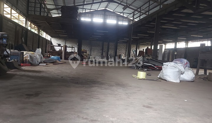 Gudang di Sewa Murah Lokasi Strategis Container Masuk.