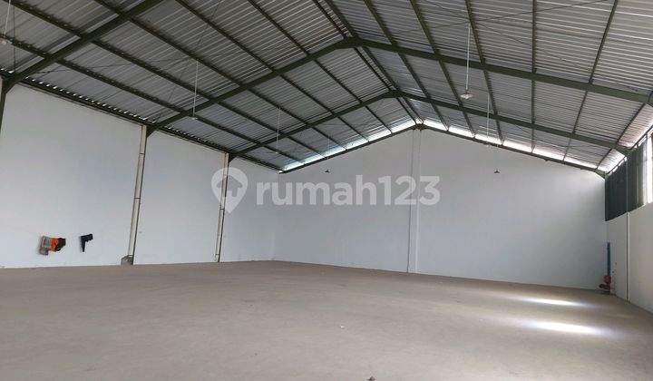 Ready-to-Use Warehouse, Still New, Strategic Location, 40-foot Container Access.