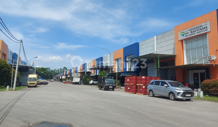 Warehouse Ready for Business, for You in a Strategic Location at Introductory Price Phase 3. Warehouse Ready for Business, for You in a Strategic Location at Introductory Price Phase 3.