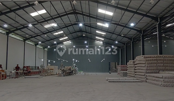 Gudang Siap Pakai di Jual Cepat Kawasan Industri.