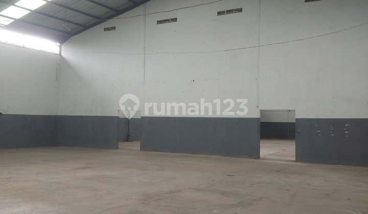 Ready-to-Use Warehouse for Rent Very Cheap Only 1 Unit Strategic Location