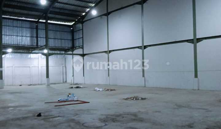 Warehouse For Rent Cheap Ready to Use Strategic Location.