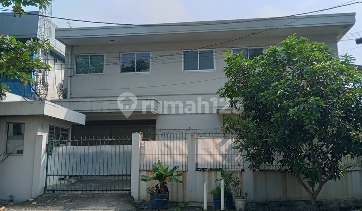 Ready-to-Use Warehouse for Quick Rent in Alam Sutera Multi-Purpose Warehouse.