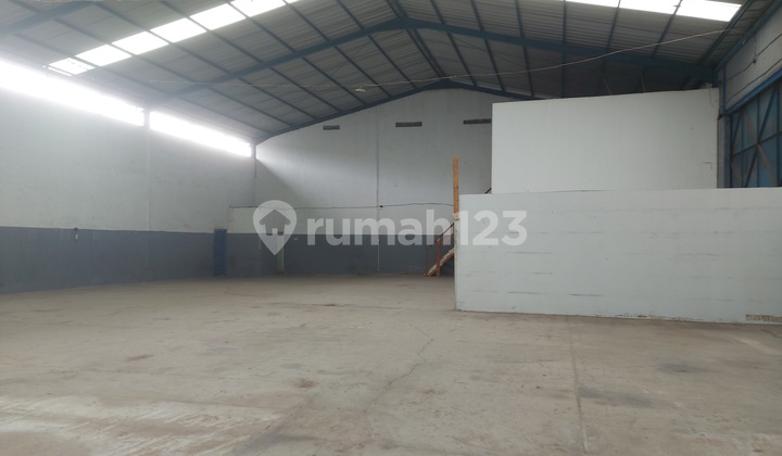 Warehouse For Rent Fast Cheap Price Strategic Location.