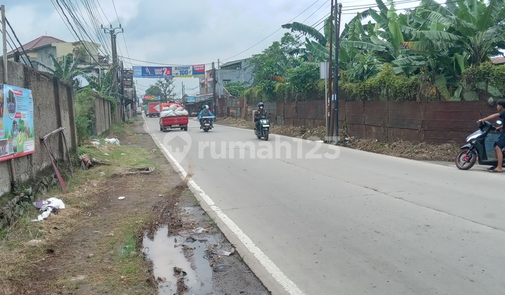 Land by the Main Road is Already Bustling, Prices are Still Cheap. Location Near BSD City and Legok Toll.