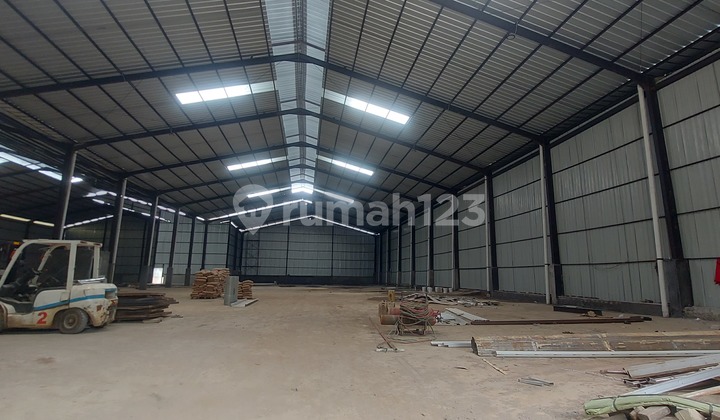 Gudang di Sewakan Lokasi Sangat Strategis Gudang di Sewakan Lokasi Sangat Strategis