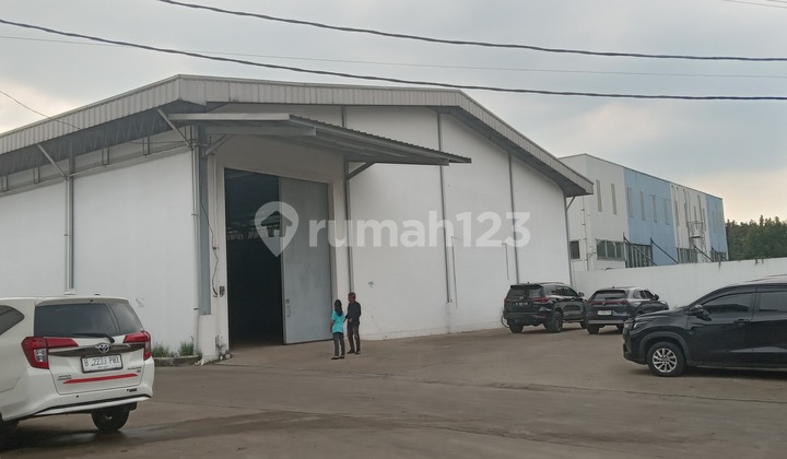 Warehouse for Rent Fast Location Near Gading Serpong, Business Center, 40ft Container. Warehouse for Rent Fast Location Near Gading Serpong, Business Center, 40ft Container.