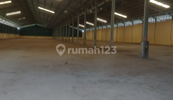 Factory For Sale Cheap Ready to Use Industrial Area 40 Feet Container.