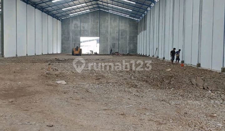 Gudanvmg di Sewa Masih Baru Kawasan Industri Kontainer 40 Feet. Gudanvmg di Sewa Masih Baru Kawasan Industri Kontainer 40 Feet.