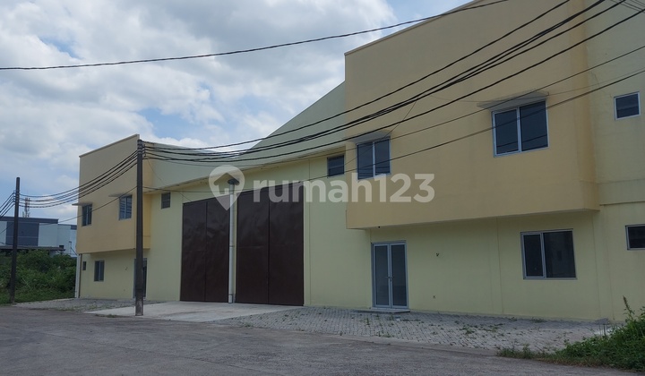 Gudang Siap Pakai Masih Baru Harga Murah Di Kawasan Industri. Gudang Siap Pakai Masih Baru Harga Murah Di Kawasan Industri.