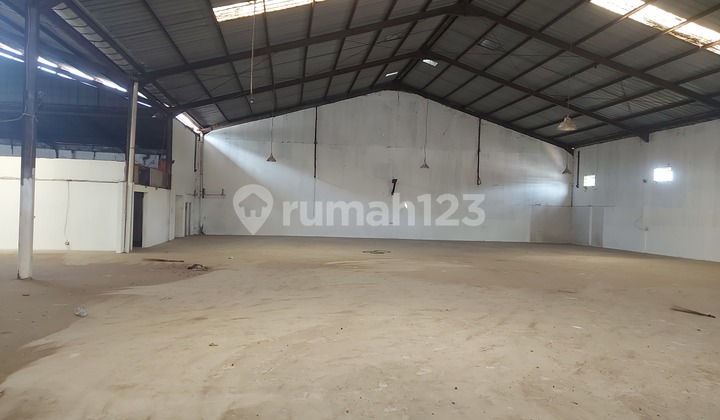 Warehouse for Rent Quick Cheap Price 40 Feet Container Industrial Permit.