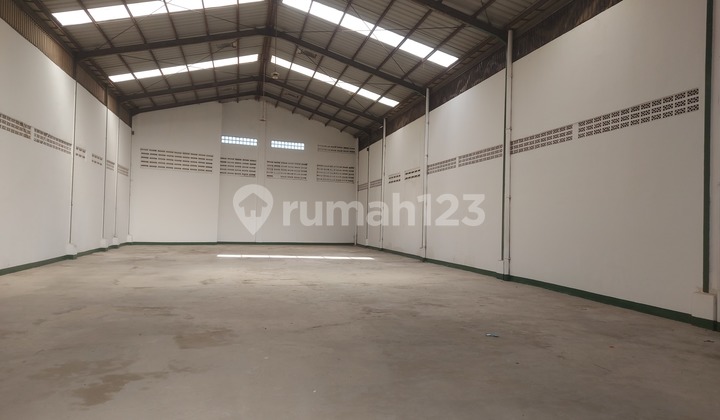 Warehouse For Rent Fast Cheap Price 40 Feet Container Access. Warehouse For Rent Fast Cheap Price 40 Feet Container Access.