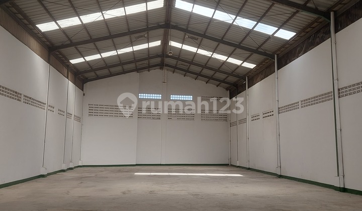 Warehouse For Rent Fast Cheap Price 40 Feet Container Access. Warehouse For Rent Fast Cheap Price 40 Feet Container Access.