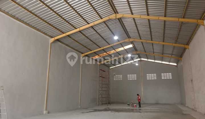 Ready-to-Use Warehouse for Rent, Quick Container Access. 40 Feet Accessible.