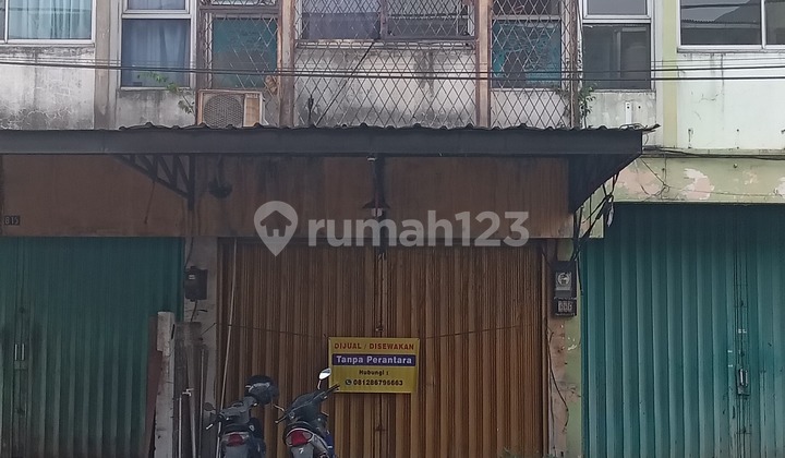 3-Story Shop House for Sale Cheap, Can Be Used as Industrial Warehouse, Rare Unit 2