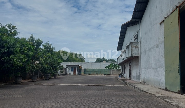 Warehouse for Sale Very Cheap, Rarely Available, Ready to Use, Strategic Location. Warehouse for Sale Very Cheap, Rarely Available, Ready to Use, Strategic Location.