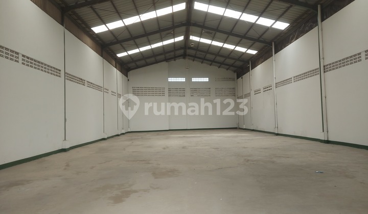Warehouse For Rent, Ready to Use, Cheap Price, Strategic Location. Warehouse For Rent, Ready to Use, Cheap Price, Strategic Location.
