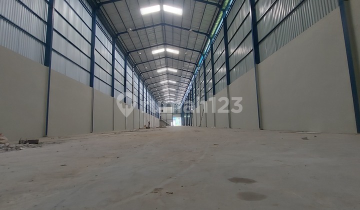 Gudang di Sewa Siap Pakai Harga Murah Kontainer 40 Feet Masuk.