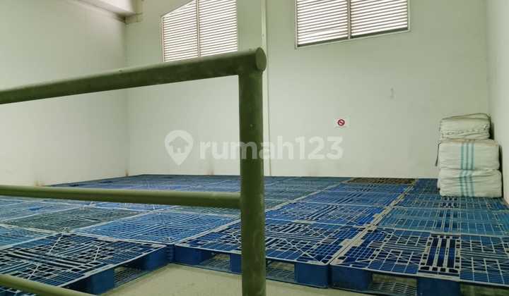 Gudang Siap Pakai bisa Produksi Akses Mudah Kontainer 40 Feet. Gudang Siap Pakai bisa Produksi Akses Mudah Kontainer 40 Feet.