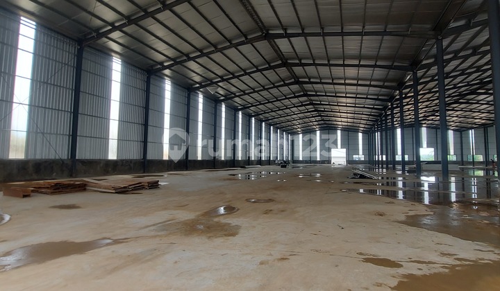 Ready-to-Use Warehouse, Strategic Location, 40-Foot Container Accessible. Ready-to-Use Warehouse, Strategic Location, 40-Foot Container Accessible.