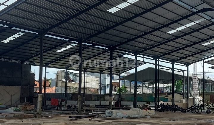 Gudang di Sewakan Lokasi Sangat Strategis Gudang di Sewakan Lokasi Sangat Strategis