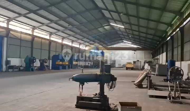 Gudang Siap Pakai di Jual Murah Banget Lokasi Strategis.