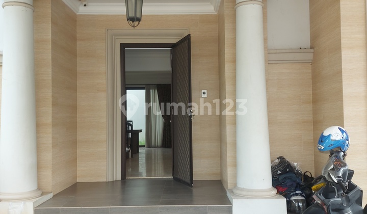 Ready-to-Occupy House in Jadeite Residence Cluster, BSD City, Affordable Price, Corner Position. Ready-to-Occupy House in Jadeite Residence Cluster, BSD City, Affordable Price, Corner Position.