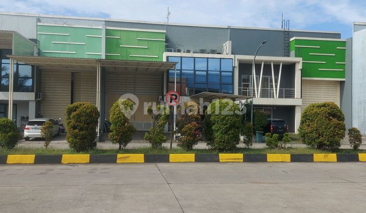 For Rent: Cheap Warehouse Located Near Gading Serpong & Lippo Karawaci, Industrial-Complex with Legal Permit. For Rent: Cheap Warehouse Located Near Gading Serpong & Lippo Karawaci, Industrial-Complex with Legal Permit.