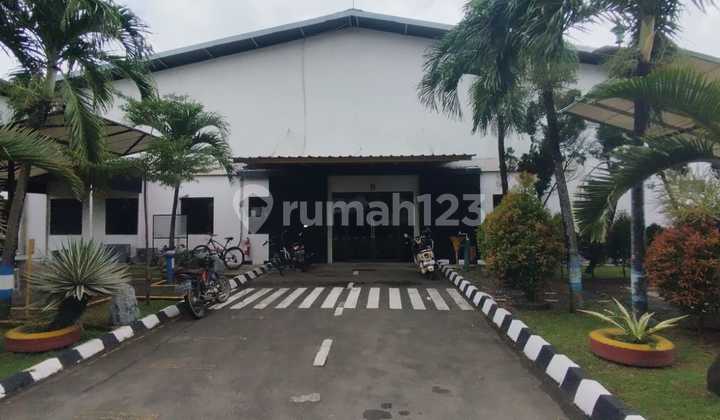 Ready-to-Use 40-Foot Container Warehouse, Strategically Located Near Cengkareng. Ready-to-Use 40-Foot Container Warehouse, Strategically Located Near Cengkareng.