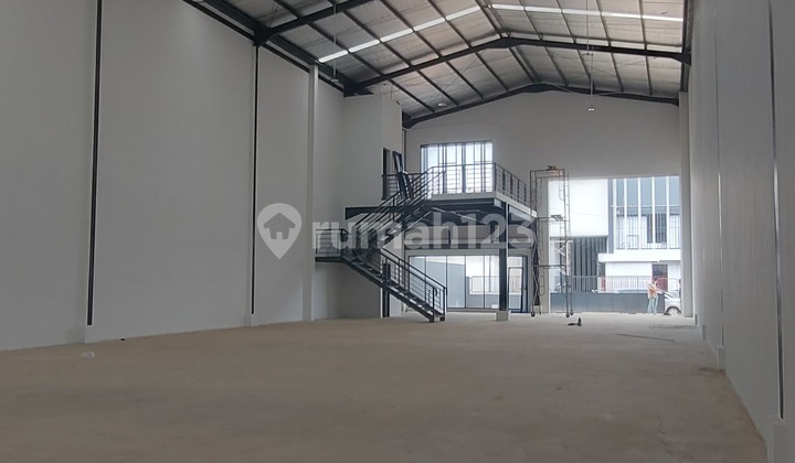 Gudang Siap Pakai bisa Industri Lokasi Strategis. Gudang Siap Pakai bisa Industri Lokasi Strategis.