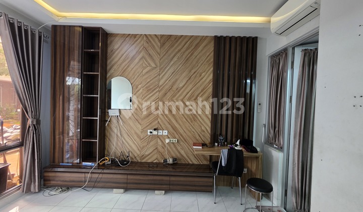 For Sale Furnished House in Malibu Village, Gading Serpong 2