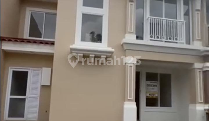 Dijual Rumah Cantik di Lippo Karawaci Dijual Rumah Cantik di Lippo Karawaci