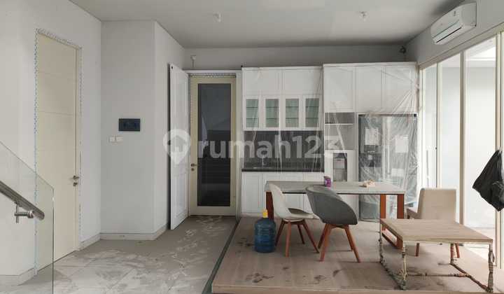 Brand New House Ready to Live In & Well-Maintained