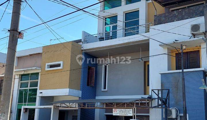 Rumah 2 Kavling jadi 1 di Larangan Asri Sidoarjo 1