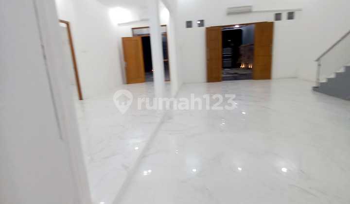 Rumah MEWAH 2 Lantai type 350m2 dekat SMPN 9 Sedangguwo Semaranf 3