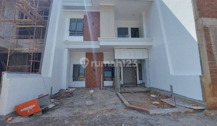 Rumah Mewah 2lt Type 203m2 Lokasi Di Grafika Banyumanik Semarang 1