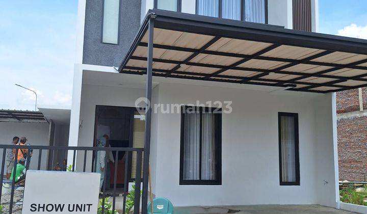 Rumah READY FULL FURNISHED 2LT FREE PPN lokasi Tembalang Semarang 1