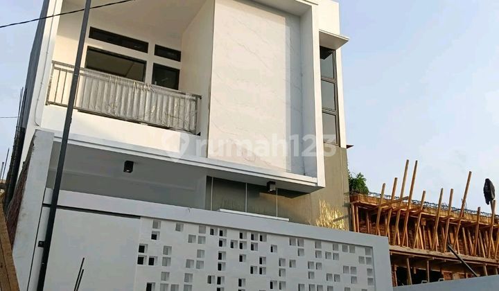 Kost Exclusive Strategis Lokasi Semarang Atas Durian Banyumanik 