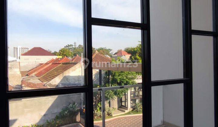 Rumah Strategis Lokasi 10mtr Jalan Raya Sukun Banyumanik Semarang 2