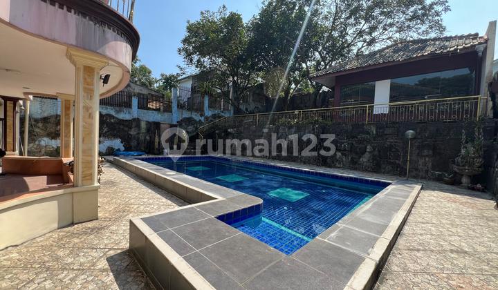 Rumah Besar Sentul 611M2 + Kolam Renang + View Cakep Depan Belakang + SHM