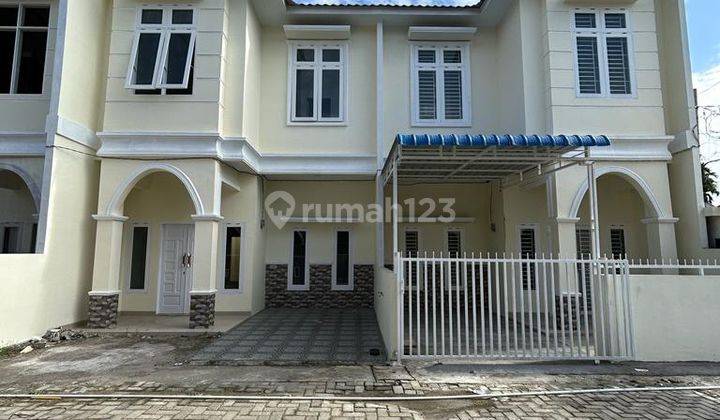 Dijual Rumah Komplek Lokasi Strategis Dipusat Kota Medan 1