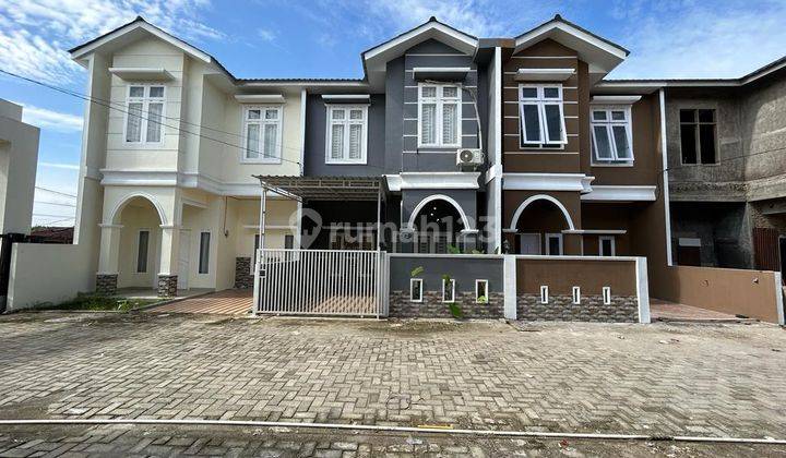 Dijual Rumah Komplek Lokasi Strategis Dipusat Kota Medan 2