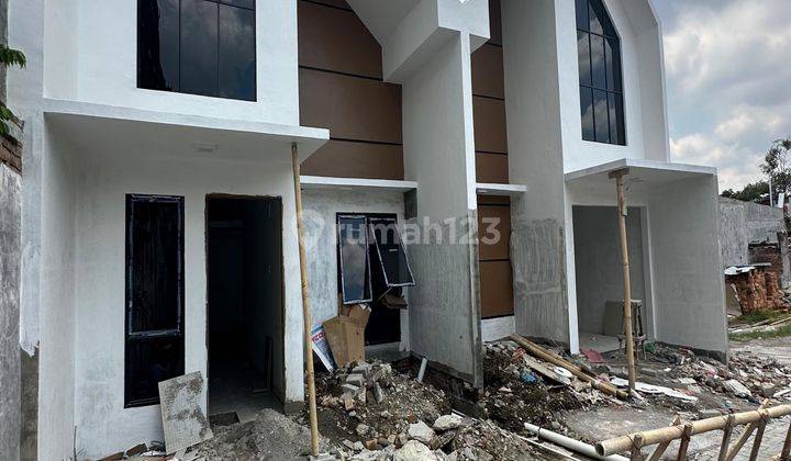 Dijual 1unit Lagi Rumah Cantik Disetia Budi 2