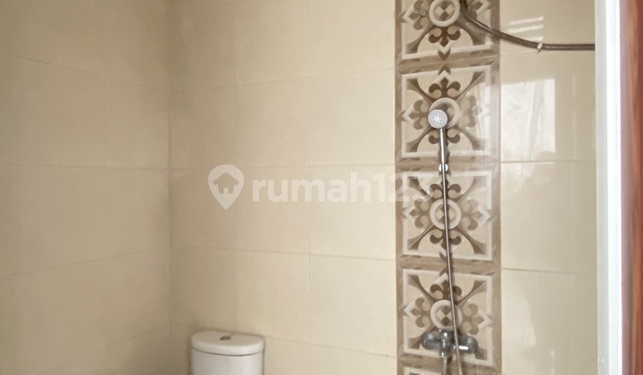 2-STORY HOUSE + ROOFTOP FREE KITCHEN SET LOCATION BATU CITY 2