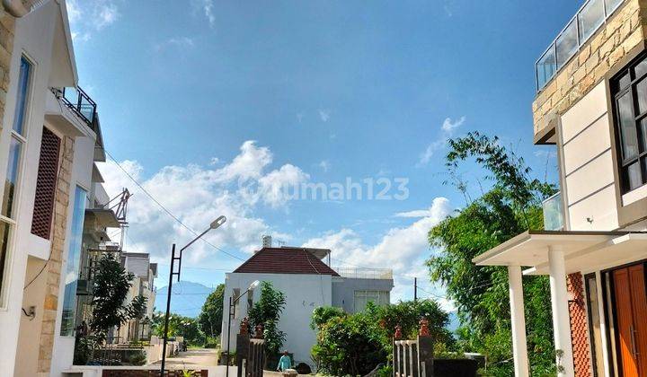 Rumah Villa 3 Lantai View Terbaik di Kota Batu 4