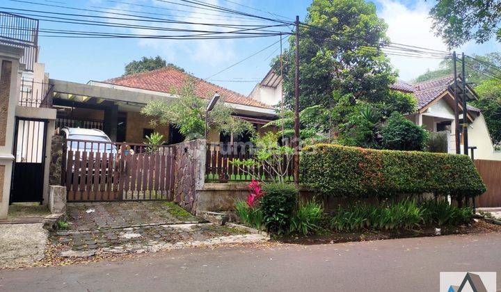 Rumah Klasik Sangat Asri di Kota Bandung Gegerkalong Siap Huni 1