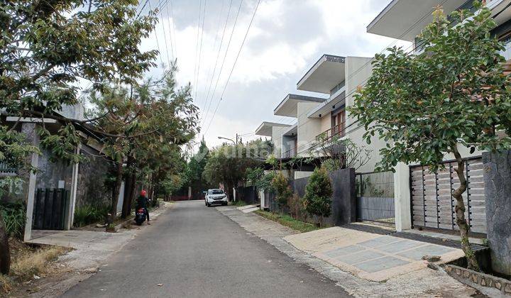 Tanah Bentuk Kotak, Kontur Datar, Lingkungan Elite, Siap Bangun. 2