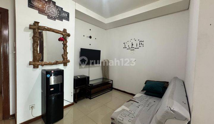 ruang keluarga di sewakan apartemen thamrin residance